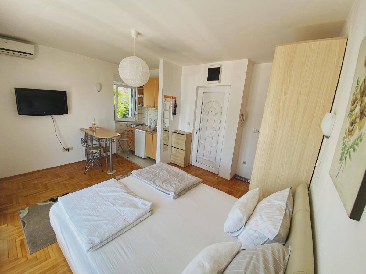 Apartments Bellevue - Otasevic Herceg Novi Exterior photo